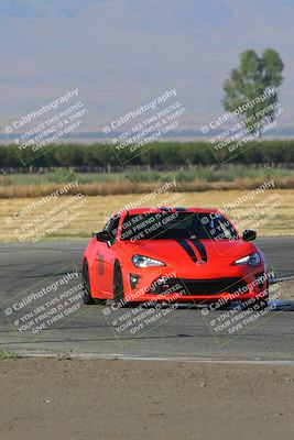 media/Sep-17-2023-Speed Ventures (Sun) [[7e780ba612]]/Green/Session 1 (Grapevine)/